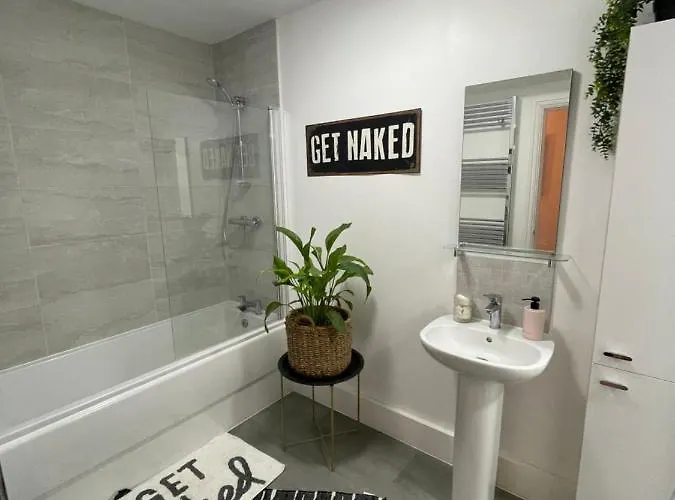 Seadream Luxury Hot Tub Homesweetholidayhomes Apartamento