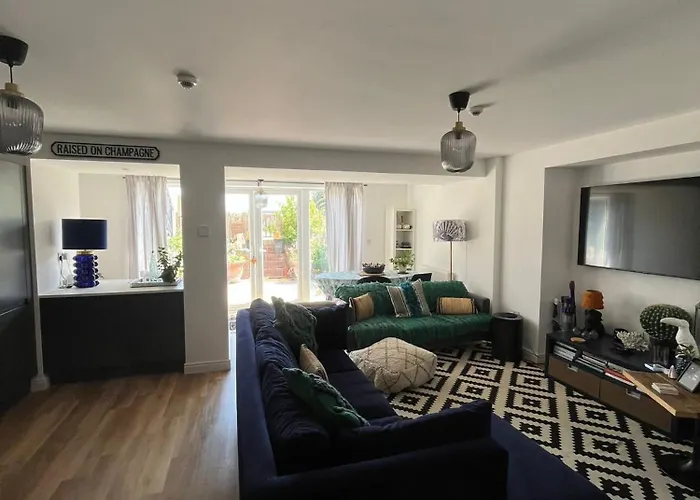 Seadream Luxury Hot Tub Homesweetholidayhomes *